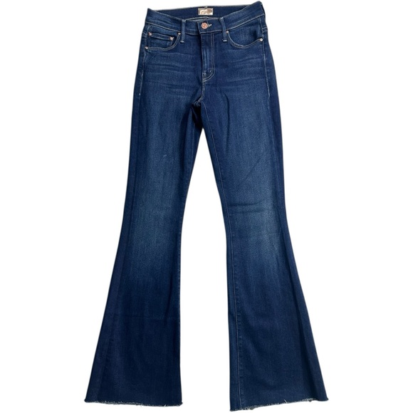 Mother The Weekender Fray Flare Jeans in Home Movies Size 25 - Picture 3 of 11